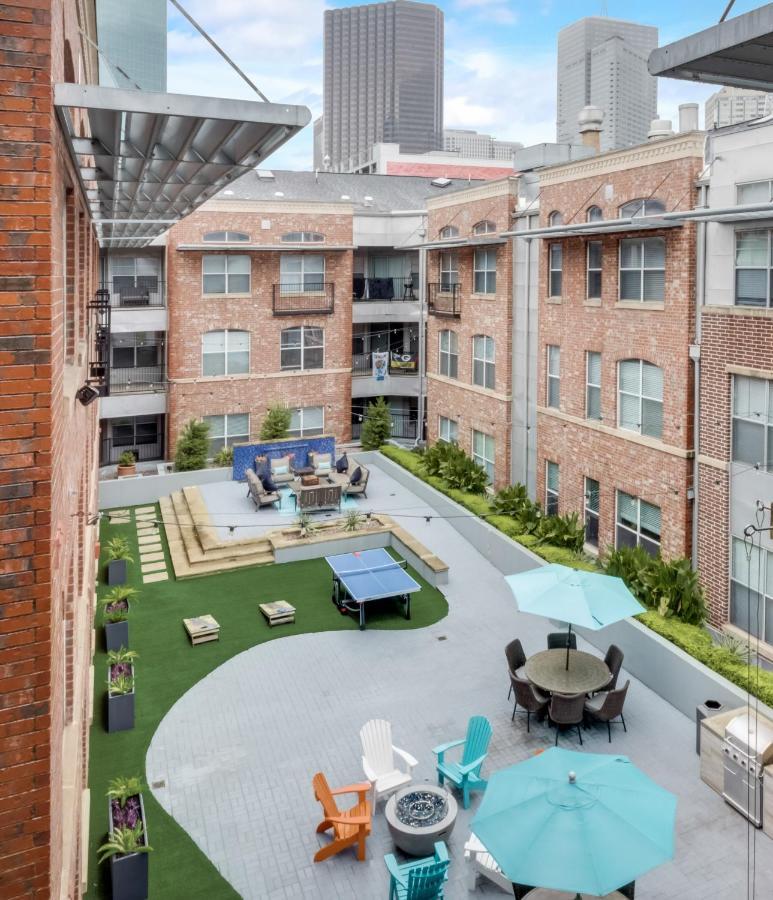 Appartamento Loft Style 2Br Apt I Dallas City Center I Pool I Gym I Workspace I Pets Esterno foto