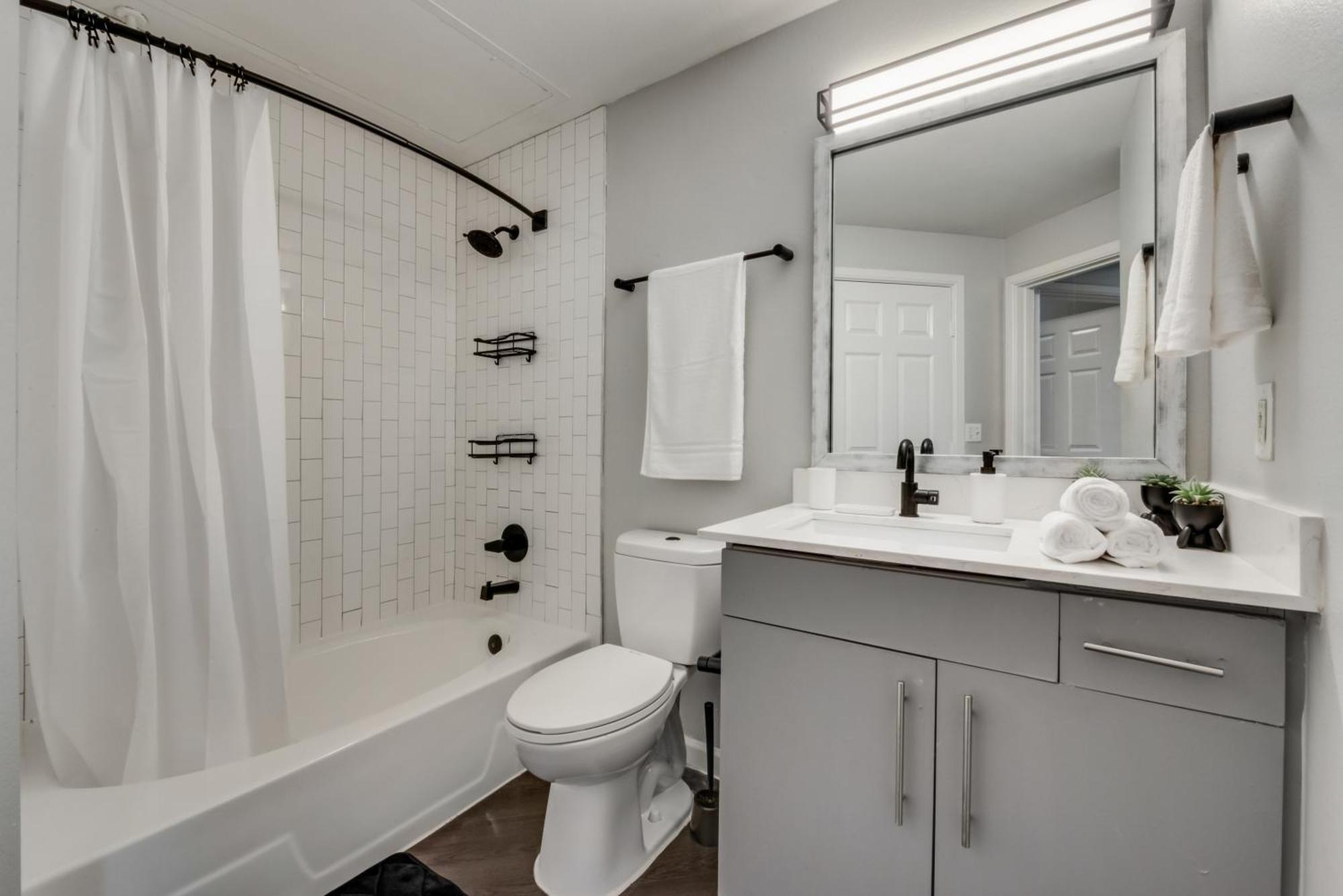 Appartamento Loft Style 2Br Apt I Dallas City Center I Pool I Gym I Workspace I Pets Esterno foto